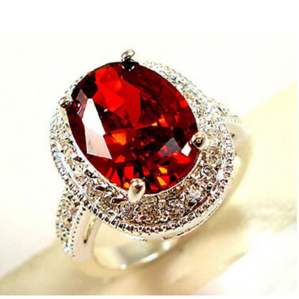 NEW Oval Cut 2.95ct Garnet 925 Silver Ring - Picture 2 of 8